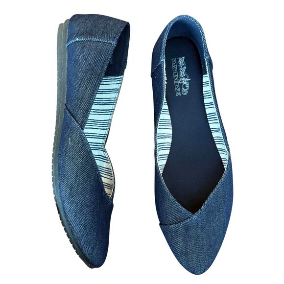 Coach and Four Denim Almond Toe Melitta Flat size 9 - Picture 1 of 6